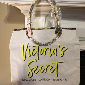 Victoria’s Secret Travel Tote